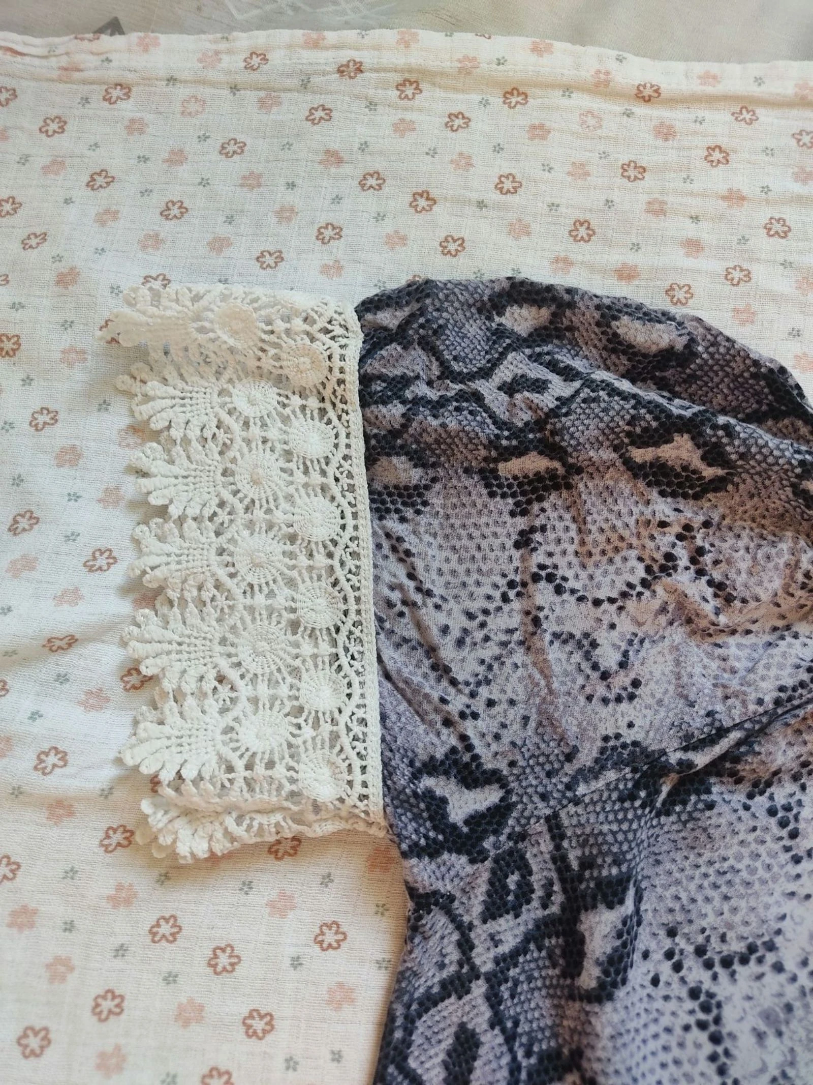 Python print and embroidery blouse - Size 44 - Very good condition – photo 4
